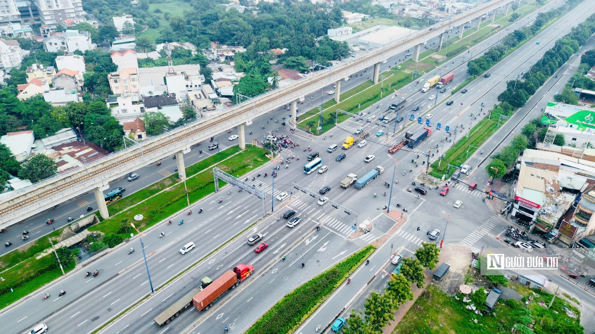 Đẩy nhanh thi công tuyến Vành đai 2 Tp.HCM "mắt xích" giao thông chiến lược - Ảnh 14.