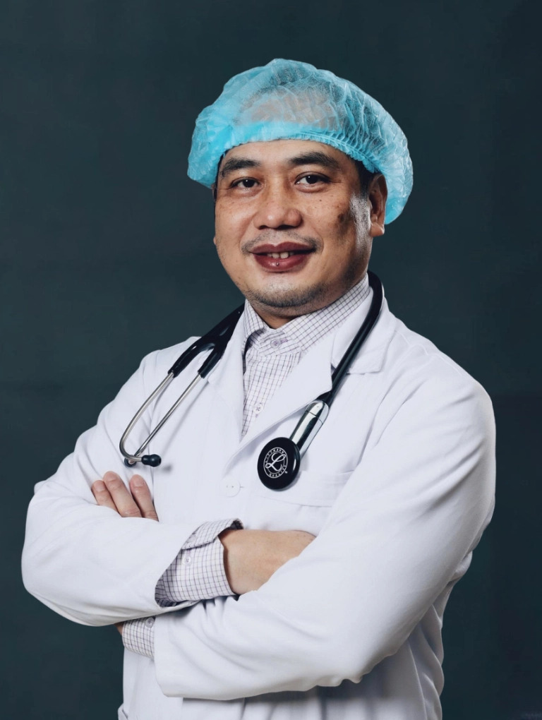 Bác sĩ chỉ ra 3 sai lầm khiến người mắc cúm mùa rơi vào nguy kịch- Ảnh 1.