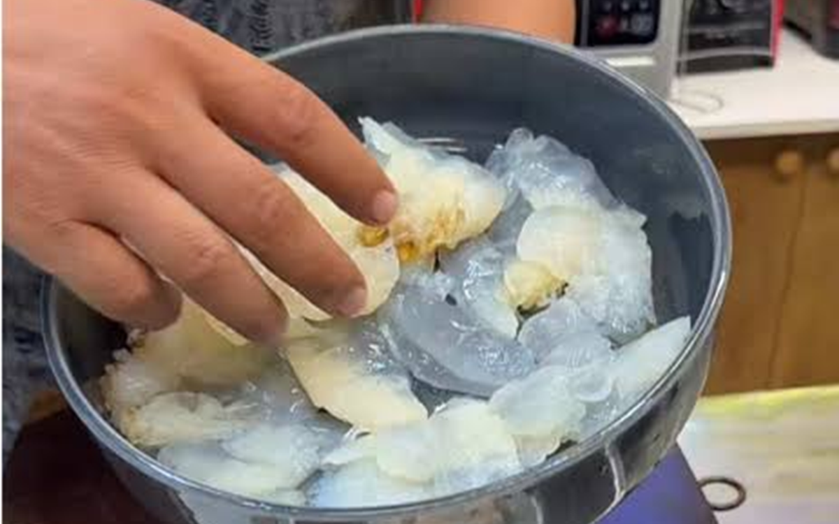 Thứ ai cũng bỏ sau khi ăn dưa hấu lại l&agrave; "kho b&aacute;u" dinh dưỡng - Ảnh 4.