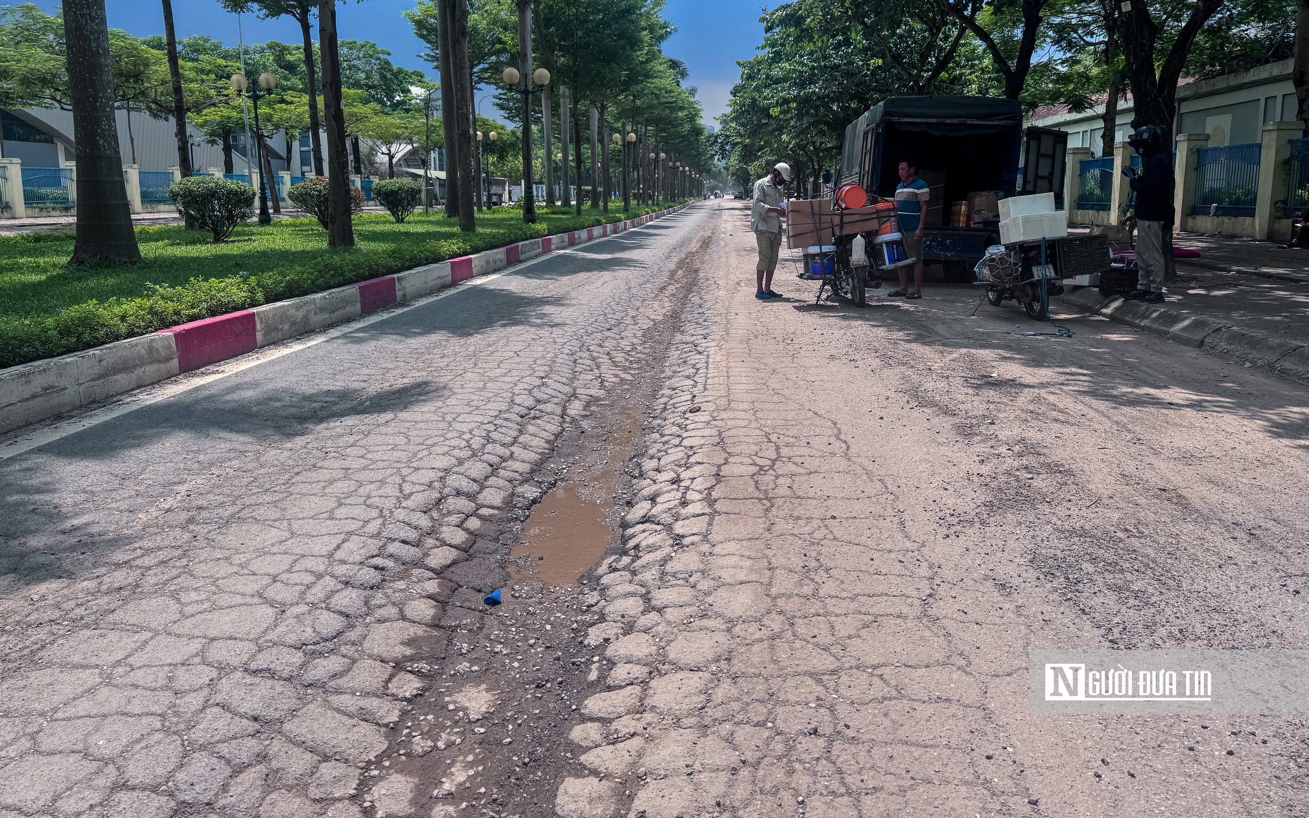 H&agrave; Nội: Mặt đường T&acirc;n Mỹ hư hỏng sau khi thi c&ocirc;ng hồ điều h&ograve;a Ph&uacute; Đ&ocirc; - Ảnh 4.