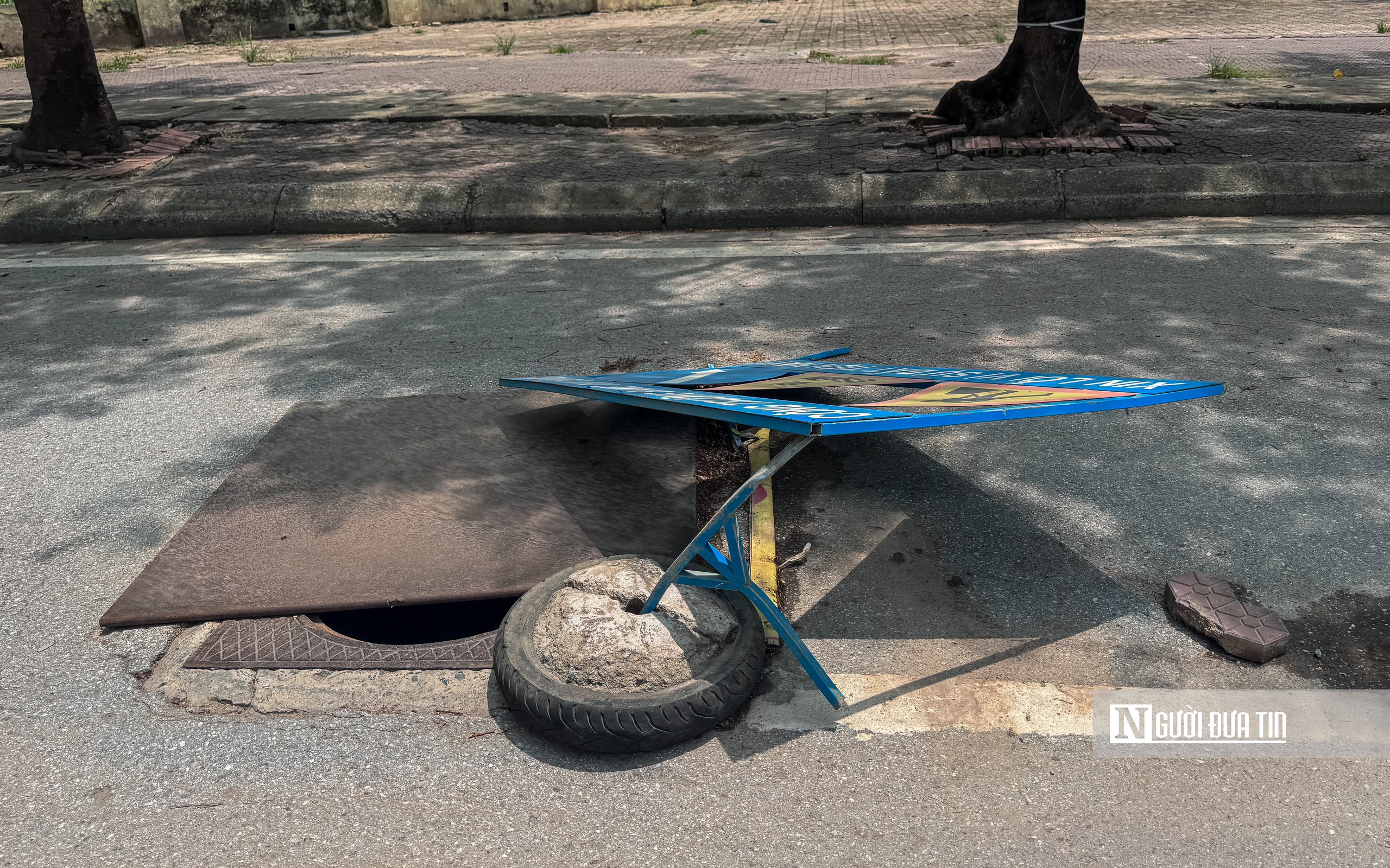 H&agrave; Nội: Mặt đường T&acirc;n Mỹ hư hỏng sau khi thi c&ocirc;ng hồ điều h&ograve;a Ph&uacute; Đ&ocirc; - Ảnh 9.