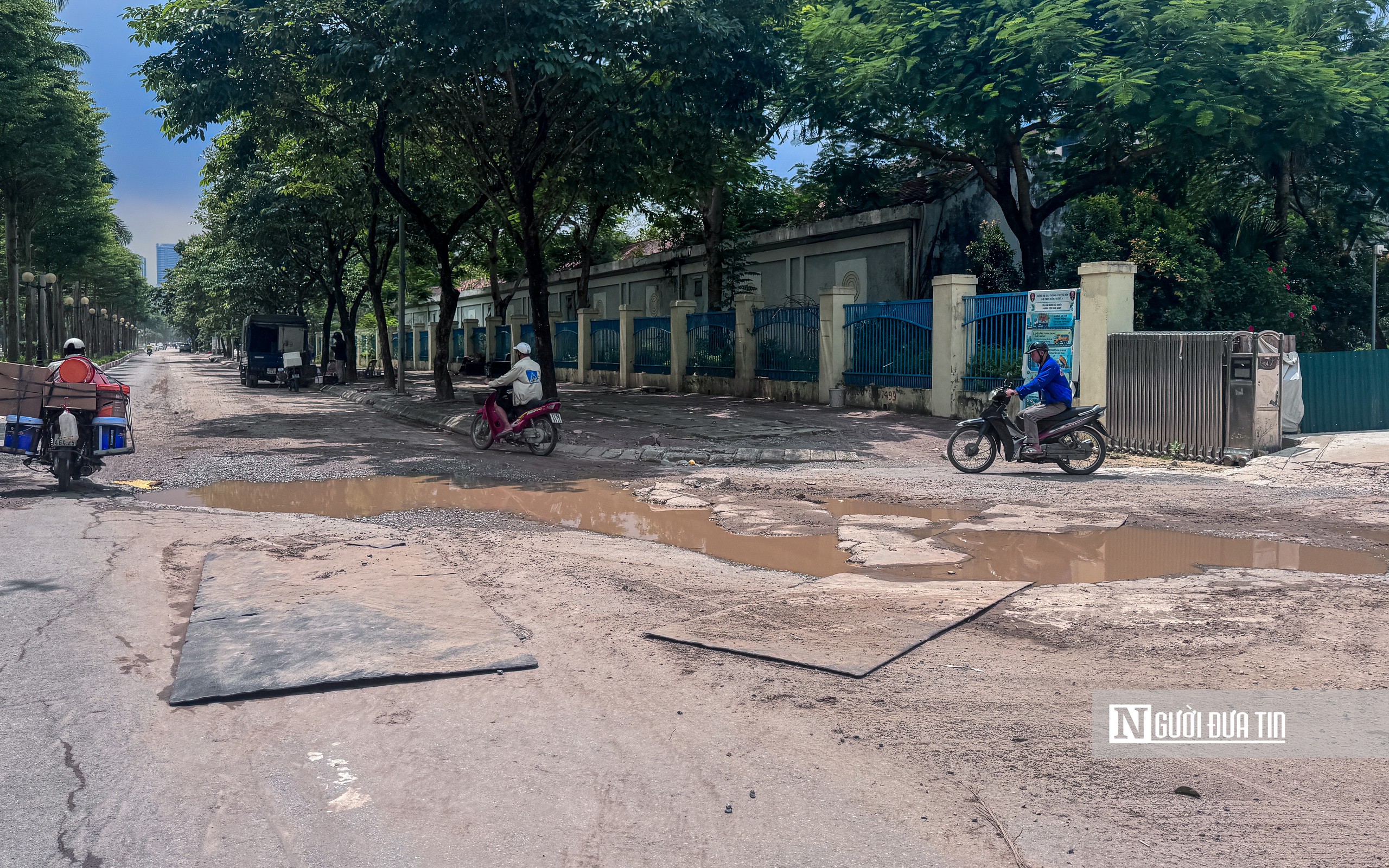 H&agrave; Nội: Mặt đường T&acirc;n Mỹ hư hỏng sau khi thi c&ocirc;ng hồ điều h&ograve;a Ph&uacute; Đ&ocirc; - Ảnh 7.