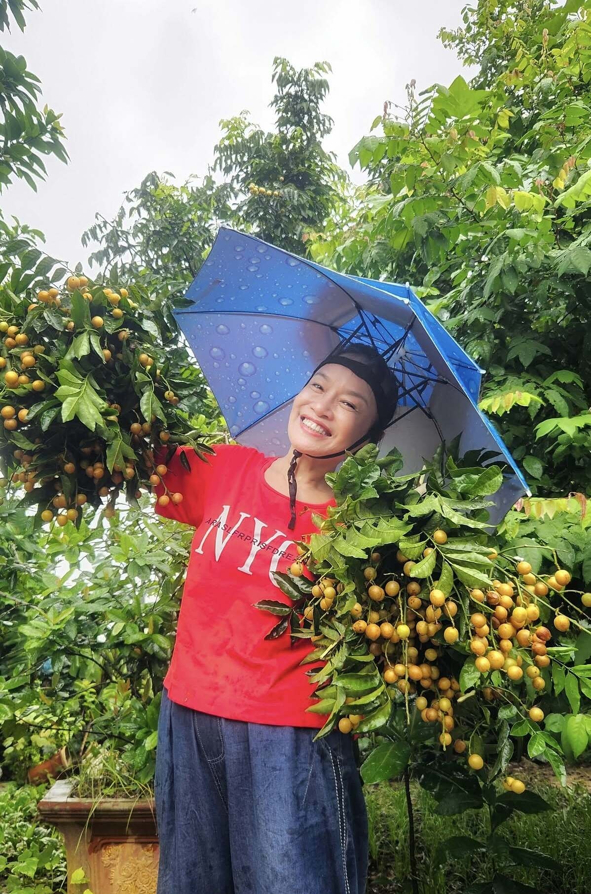 Cuộc sống điền viên bên khu vườn hàng nghìn m² xanh mát của diễn viên Tú Oanh - Ảnh 6.