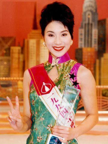 "Hoa đ&aacute;n kh&oacute; t&iacute;nh" từng mắc bệnh kh&oacute; chữa, U60 th&agrave;nh tỷ ph&uacute;, sống độc th&acirc;n - Ảnh 1.