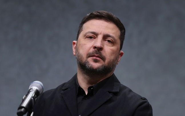 Gặp ông Trump ở Nhà Trắng, ông Zelensky nhắc lại yêu cầu về 300 tên lửa Patriot- Ảnh 1.