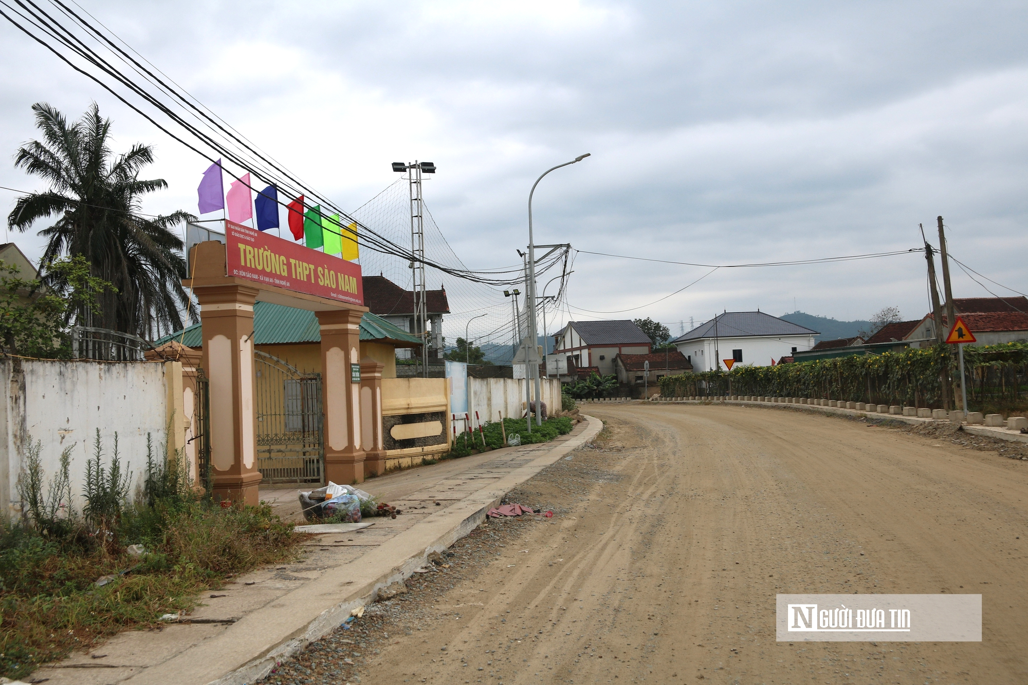 Dự án trăm tỷ đình trệ, người dân khốn khổ vì "nắng bụi, mưa bùn"- Ảnh 12.