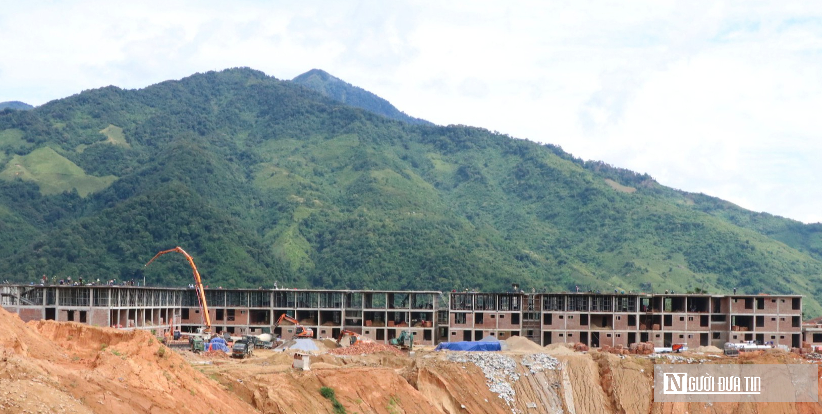 Nghệ An: Chạy đua với thời gian, đẩy nhanh tiến độ trường liên cấp vùng biên- Ảnh 6.