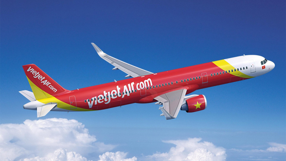 Doanh thu Vietjet tăng vọt nhờ thương mại tàu bay song lợi nhuận vẫn đi lùi- Ảnh 1.