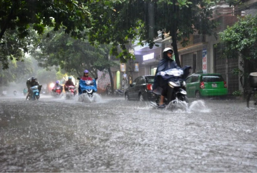 Dự báo thời tiết 1/8/2026: Miền Bắc liên tiếp hứng mưa dông, nhiều nơi có nguy cơ mưa rất to... - Ảnh 1.