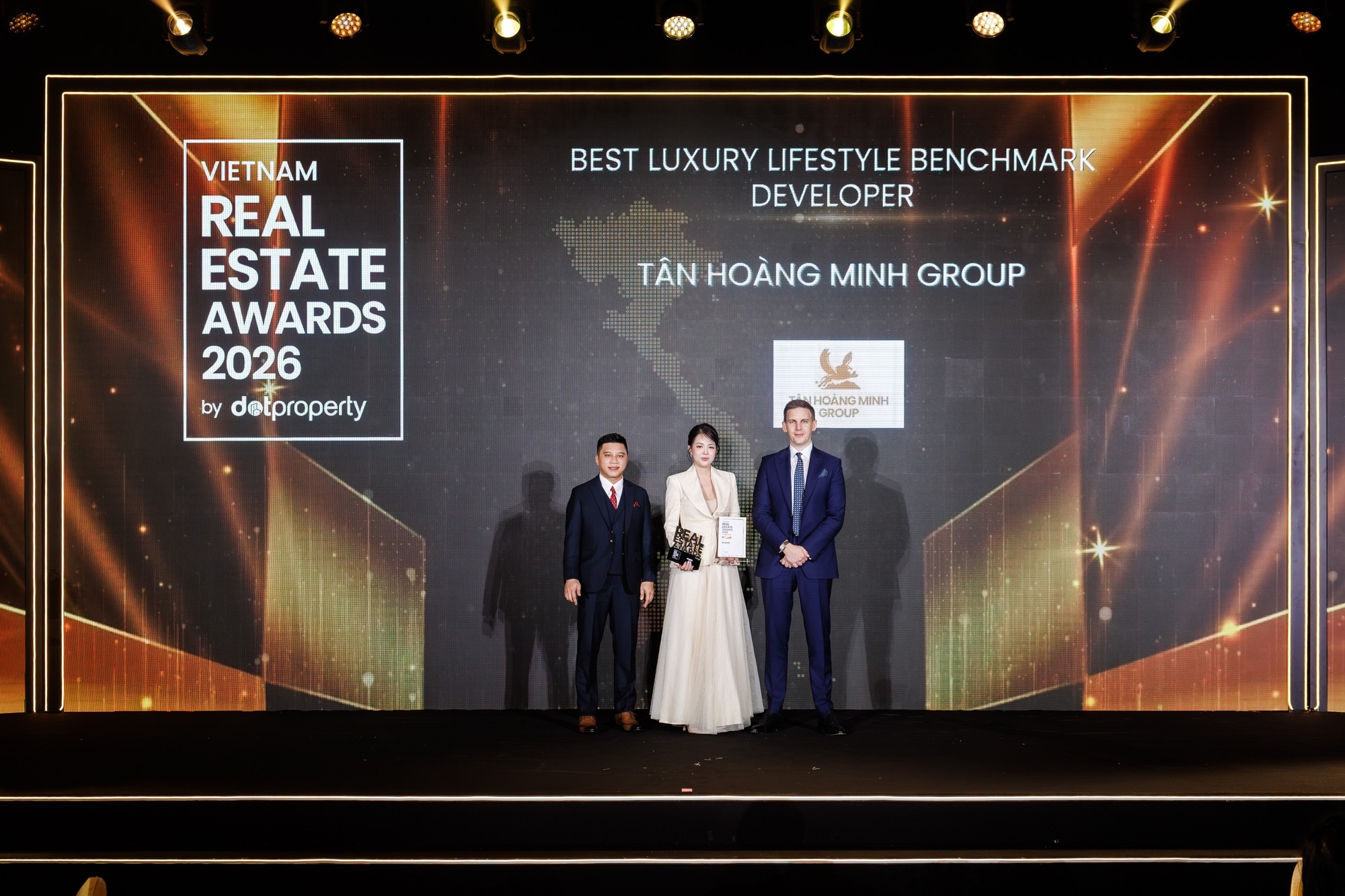 Tân Hoàng Minh thắng lớn tại Dot Property Vietnam Awards 2026 - Ảnh 3.