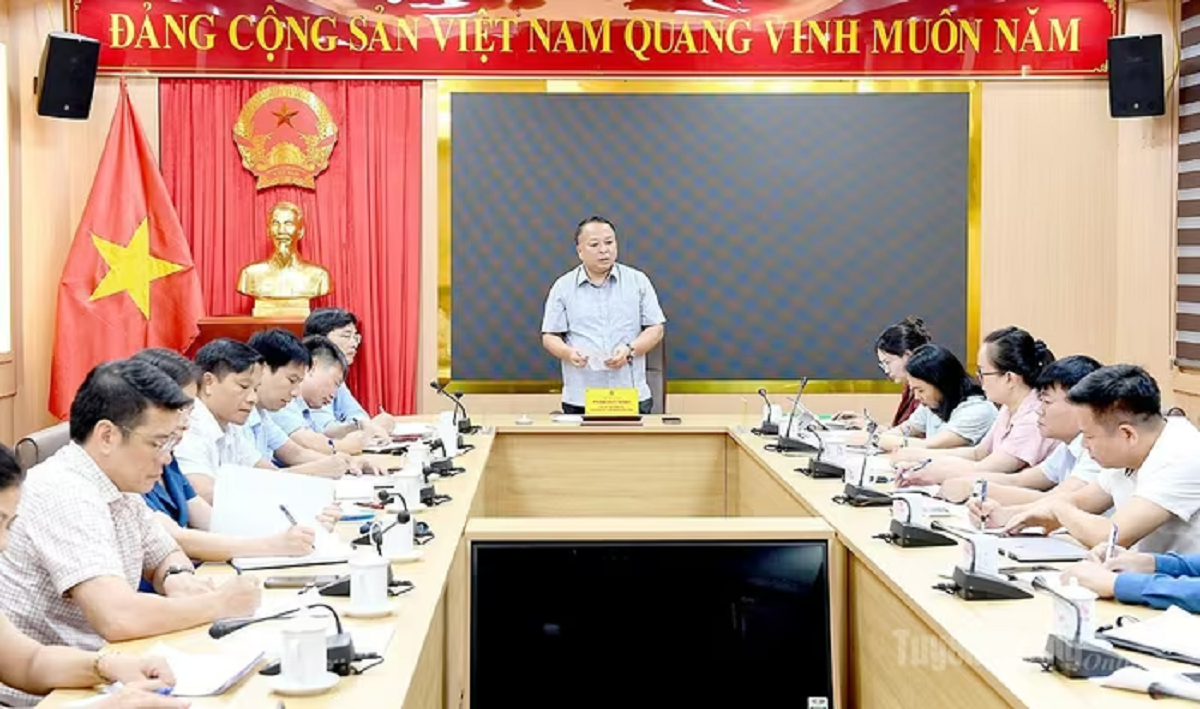 Vụ 147 bài thi Toán đạt điểm 10: Tuyên Quang rút toàn bộ bài thi để kiểm tra - Ảnh 1.
