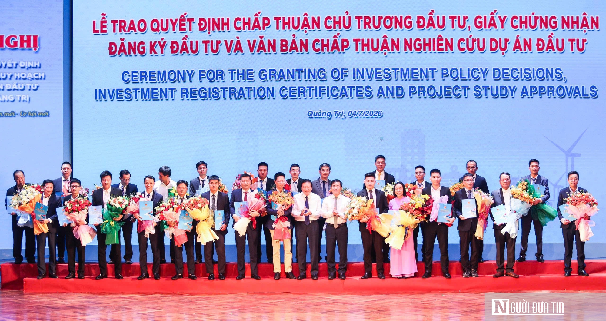 Bí thư Tỉnh ủy Quảng Trị: Không để tiềm năng chỉ dừng lại ở tiềm năng, mở không gian phát triển mới- Ảnh 5.