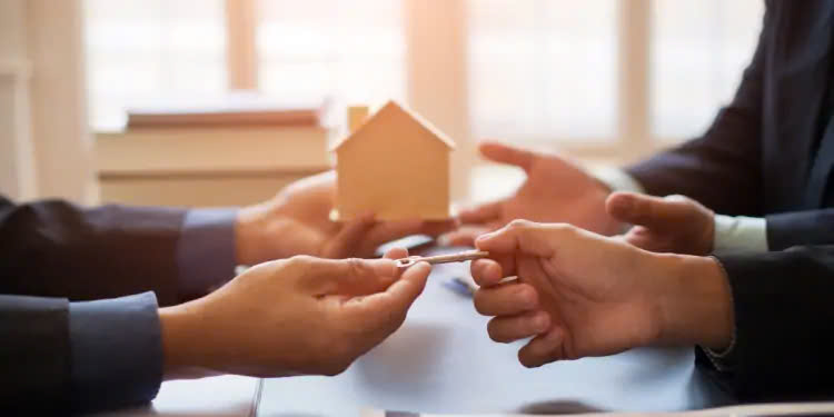 Các khoản nhận thừa kế, quà tặng phải chịu thuế thu nhập cá nhân từ ngày 1/7/2026, người dân cần nắm rõ - Ảnh 1.
