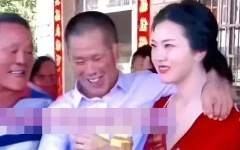Người vợ cắn ngón chân chồng suốt 4 năm, lý do thật "bí ẩn" - Ảnh 3.
