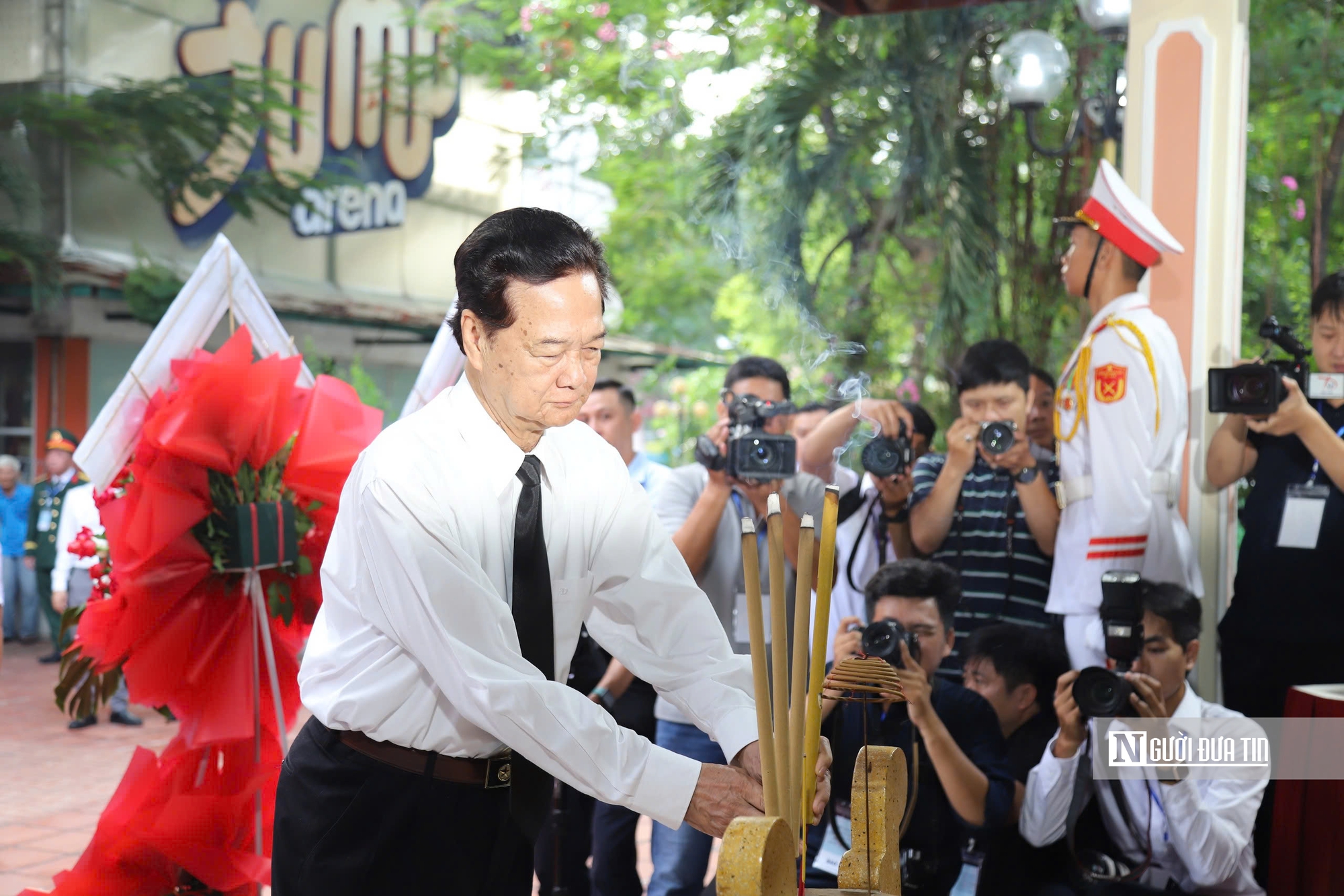 Thủ tướng Lê Minh Hưng dự lễ triển khai tìm kiếm hài cốt liệt sĩ tại Công viên Lê Thị Riêng- Ảnh 6.