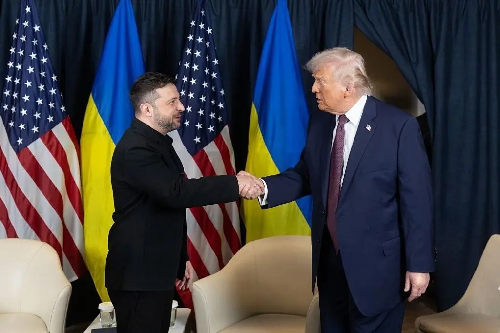 Ông Trump và ông Zelensky sẽ gặp bên lề Hội nghị thượng đỉnh NATO - Ảnh 1.