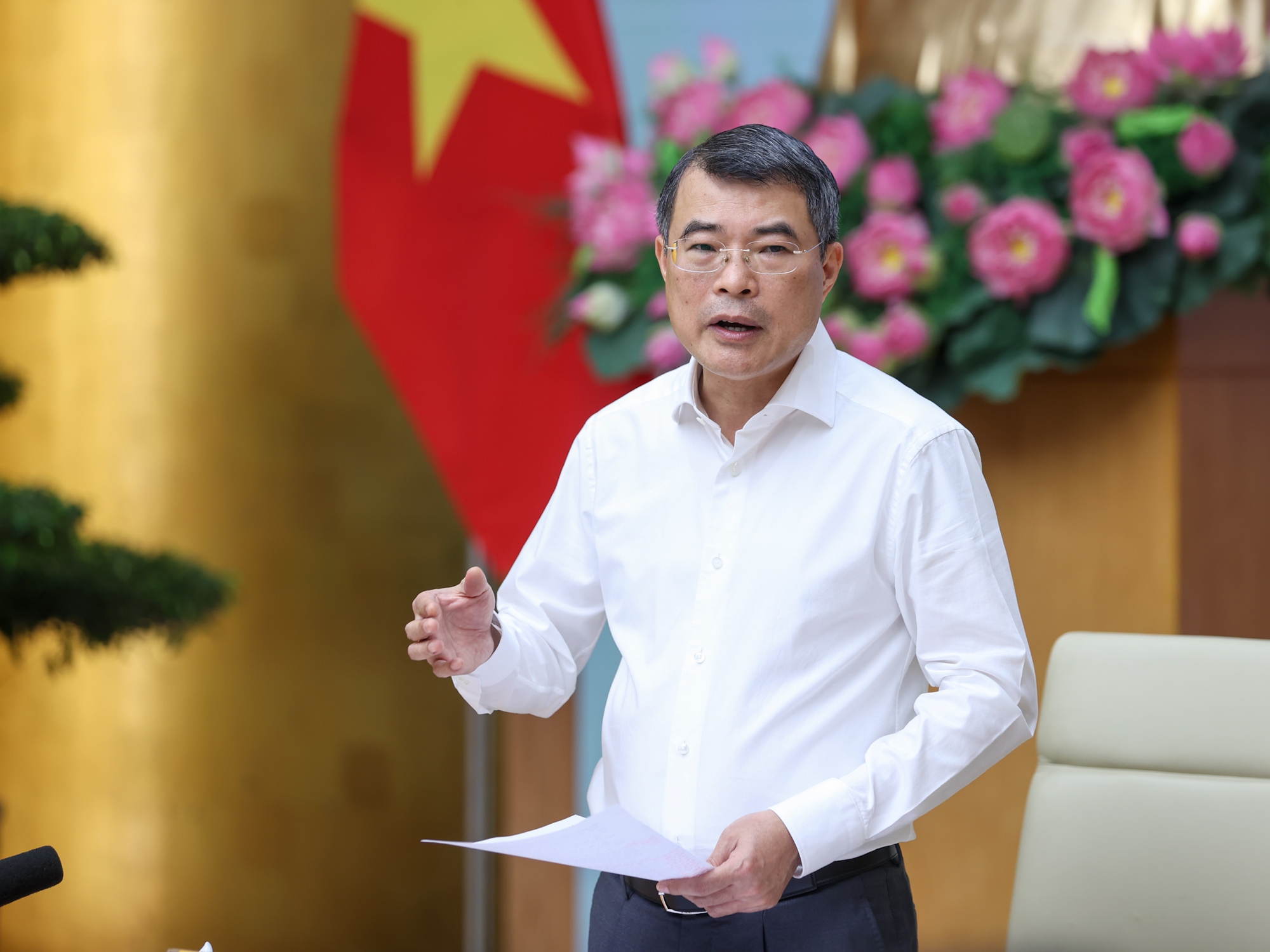 Kịp thời khen thưởng nơi xử lý được những điểm nóng từ sớm, từ xa - Ảnh 1.