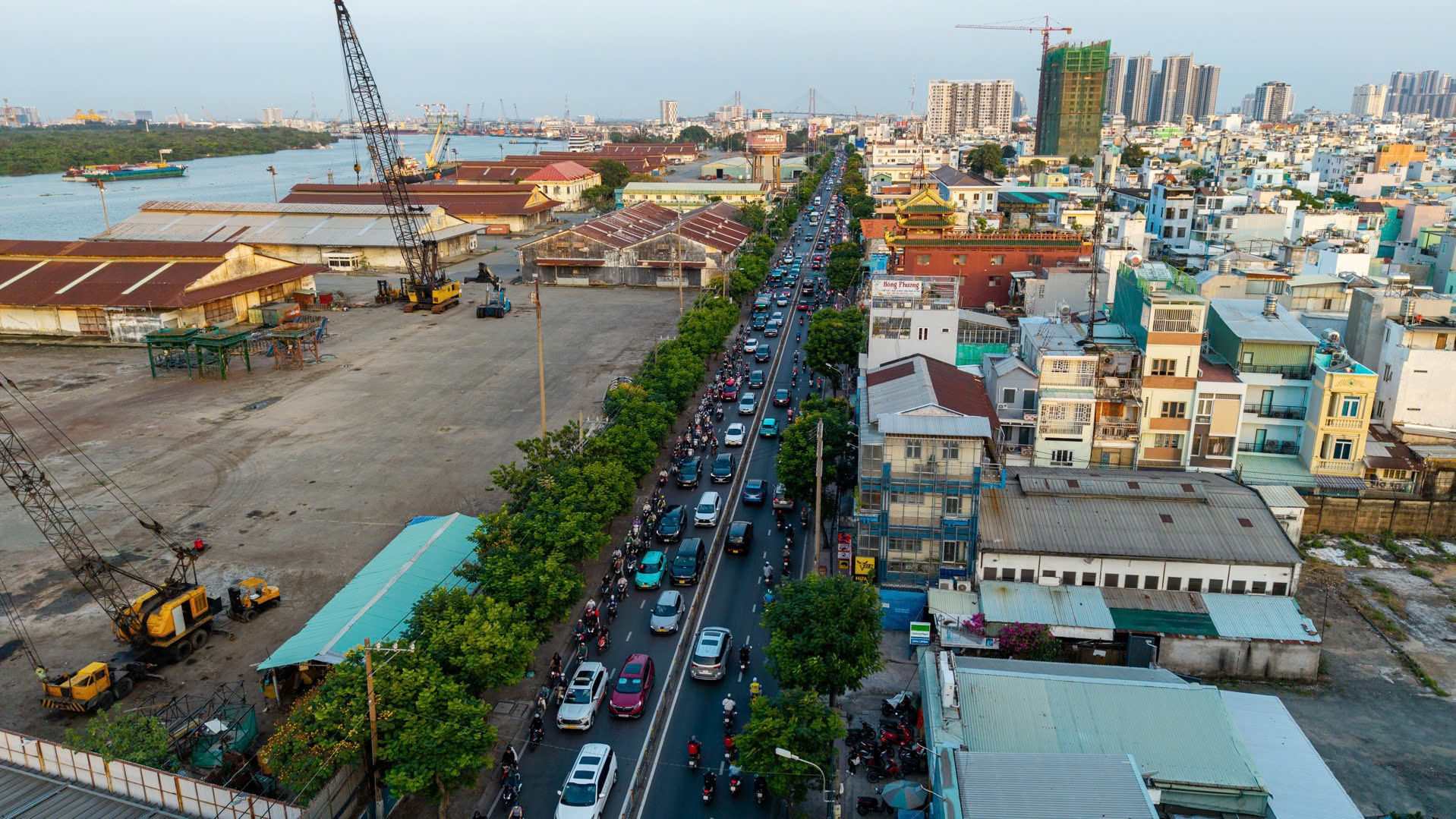 Mở rộng đường Nguyễn Tất Thành: “Cú hích” diện mạo mới cho Cảng Nhà Rồng - Khánh Hội - Ảnh 1.