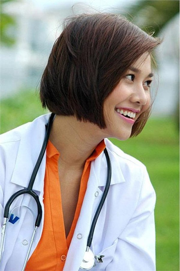 Siêu mẫu Thanh Hằng "xuống tóc" gây bất ngờ - Ảnh 4.