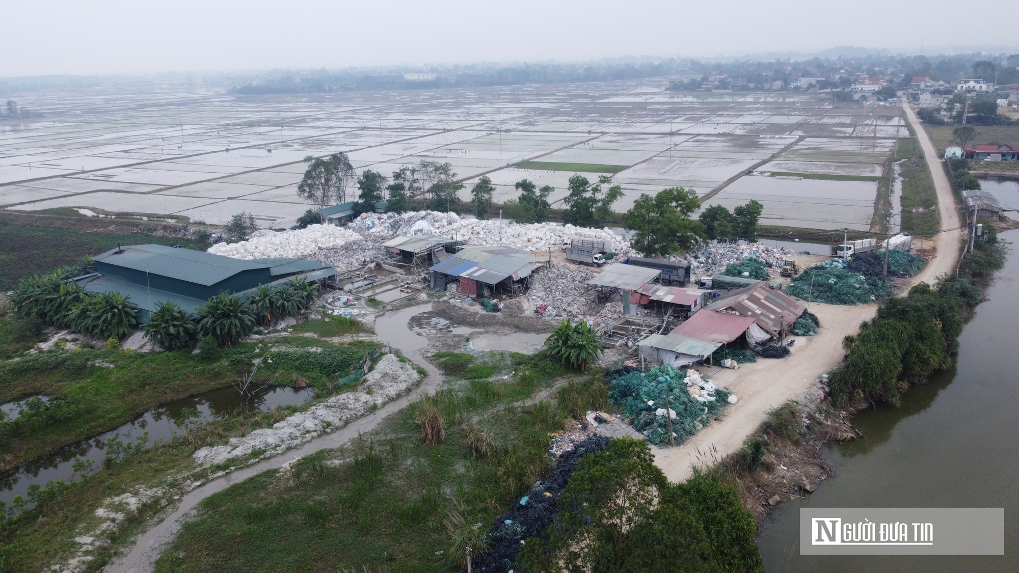 "Bức tử" môi trường, 3 chủ cơ sở tái chế bao bì bị khởi tố, hàng chục cơ sở ngừng hoạt động- Ảnh 7.