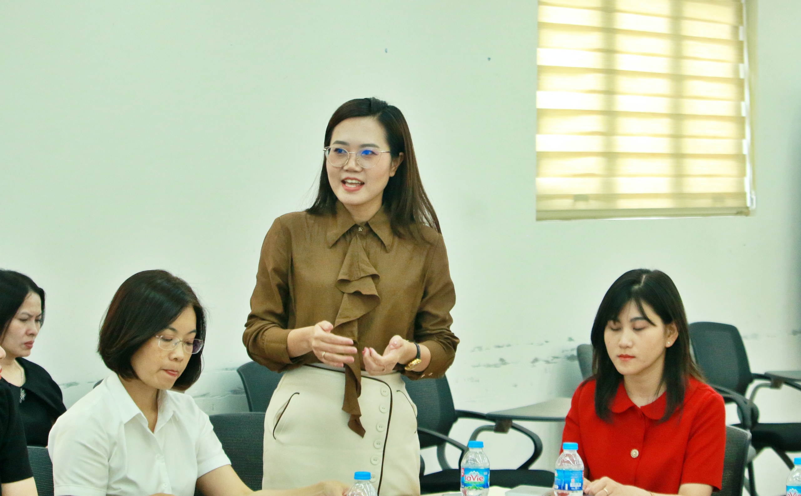 Cụm thi đua số 6 phát huy vai trò luật gia trong xây dựng pháp luật và cải cách tư pháp - Ảnh 5.