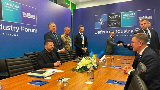 Sau sự ngập ngừng ban đầu, quốc gia v&ugrave;ng Baltic &ldquo;chốt&rdquo; thỏa thuận drone với Ukraine - Ảnh 1.