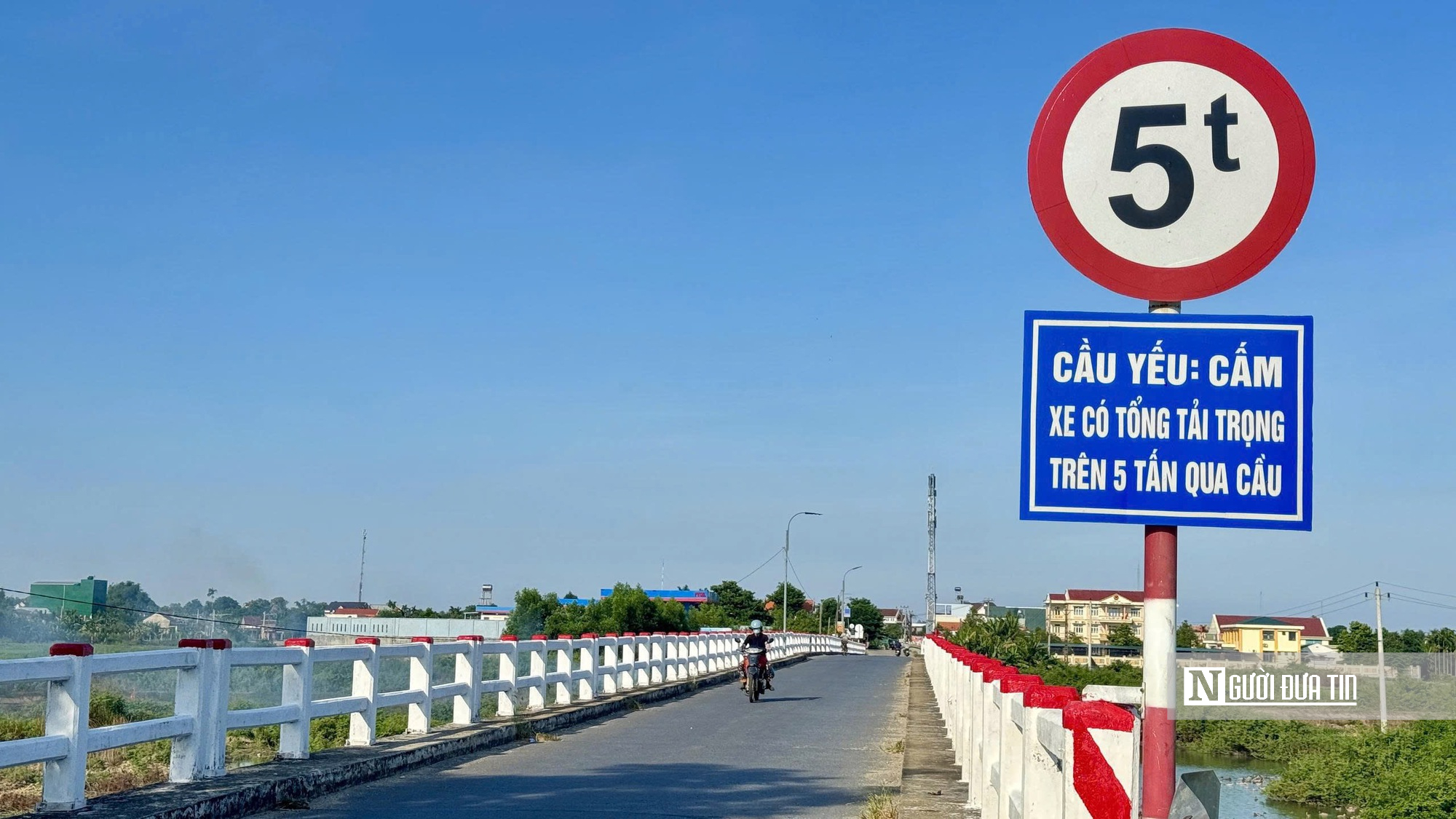 Những cây cầu "già nua" chờ được thay thế - Ảnh 9.