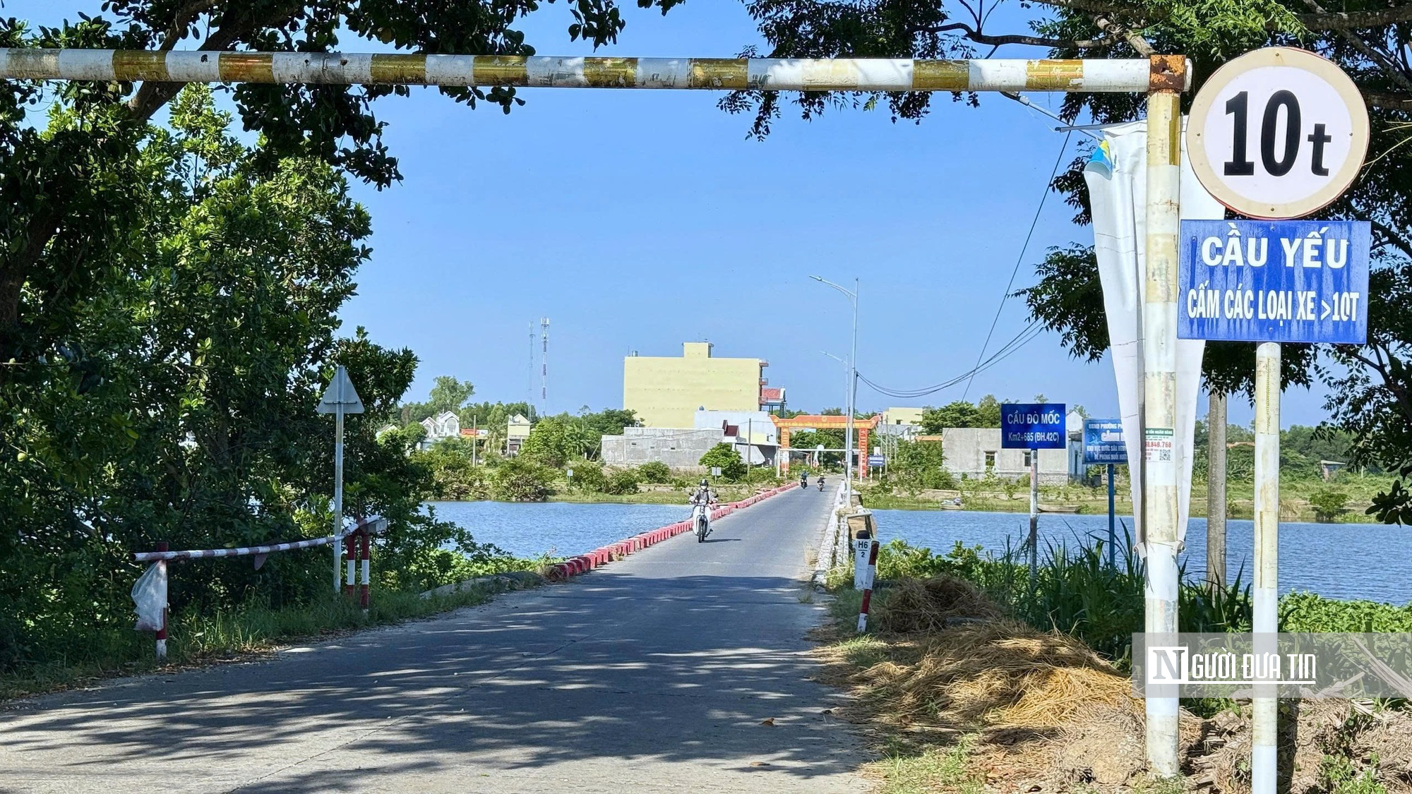 Những cây cầu "già nua" chờ được thay thế - Ảnh 1.