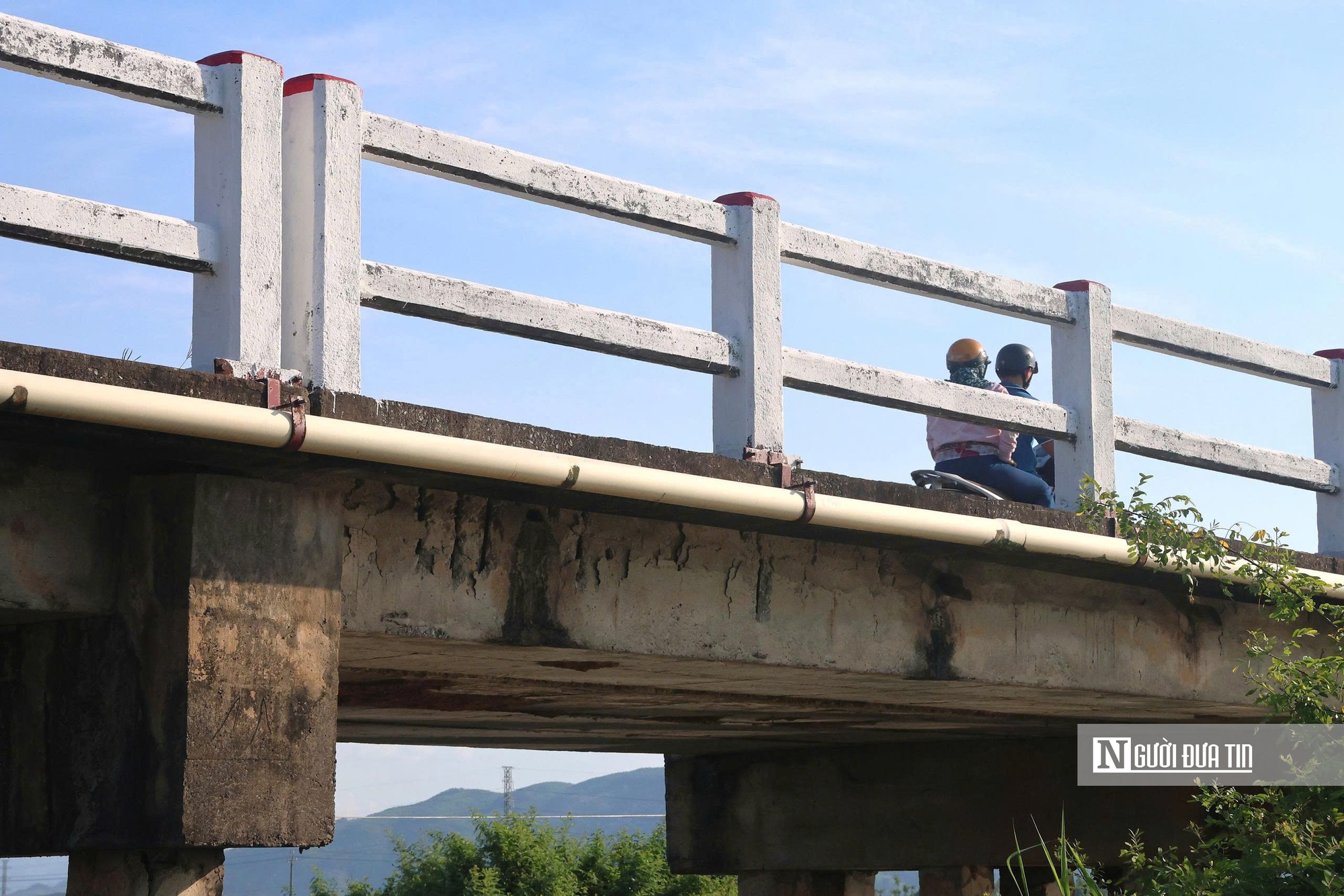 Những cây cầu "già nua" chờ được thay thế - Ảnh 6.
