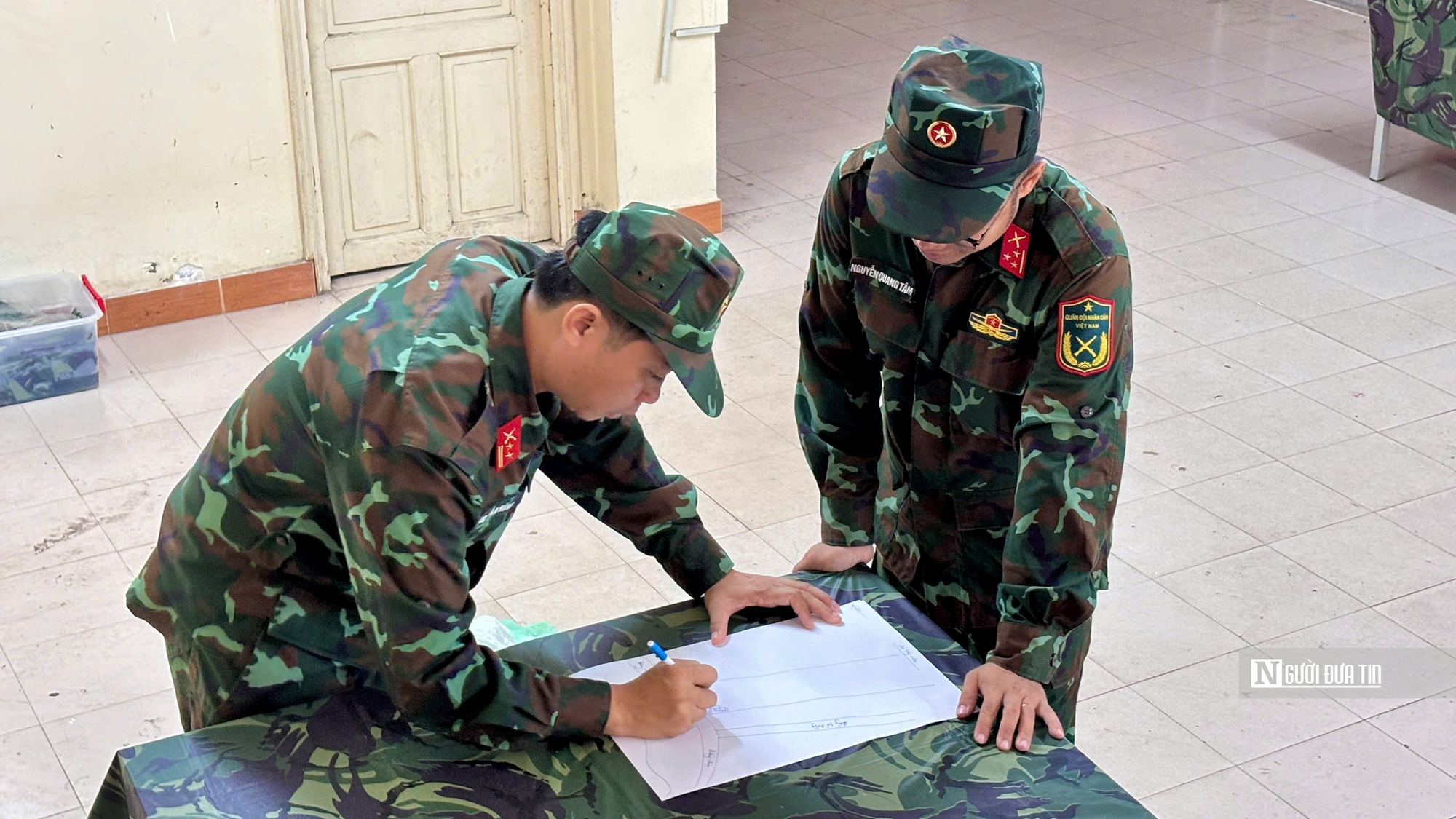Gần 60 năm đi tìm đồng đội: “Các anh nằm dưới lòng đất lạnh quá rồi…” - Ảnh 9.
