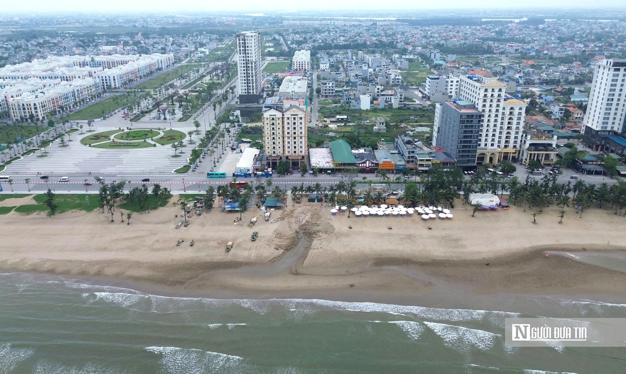 Nước màu đen chảy ra biển Sầm Sơn khi du khách đang tắm: Nguyên nhân và hướng khắc phục- Ảnh 5.