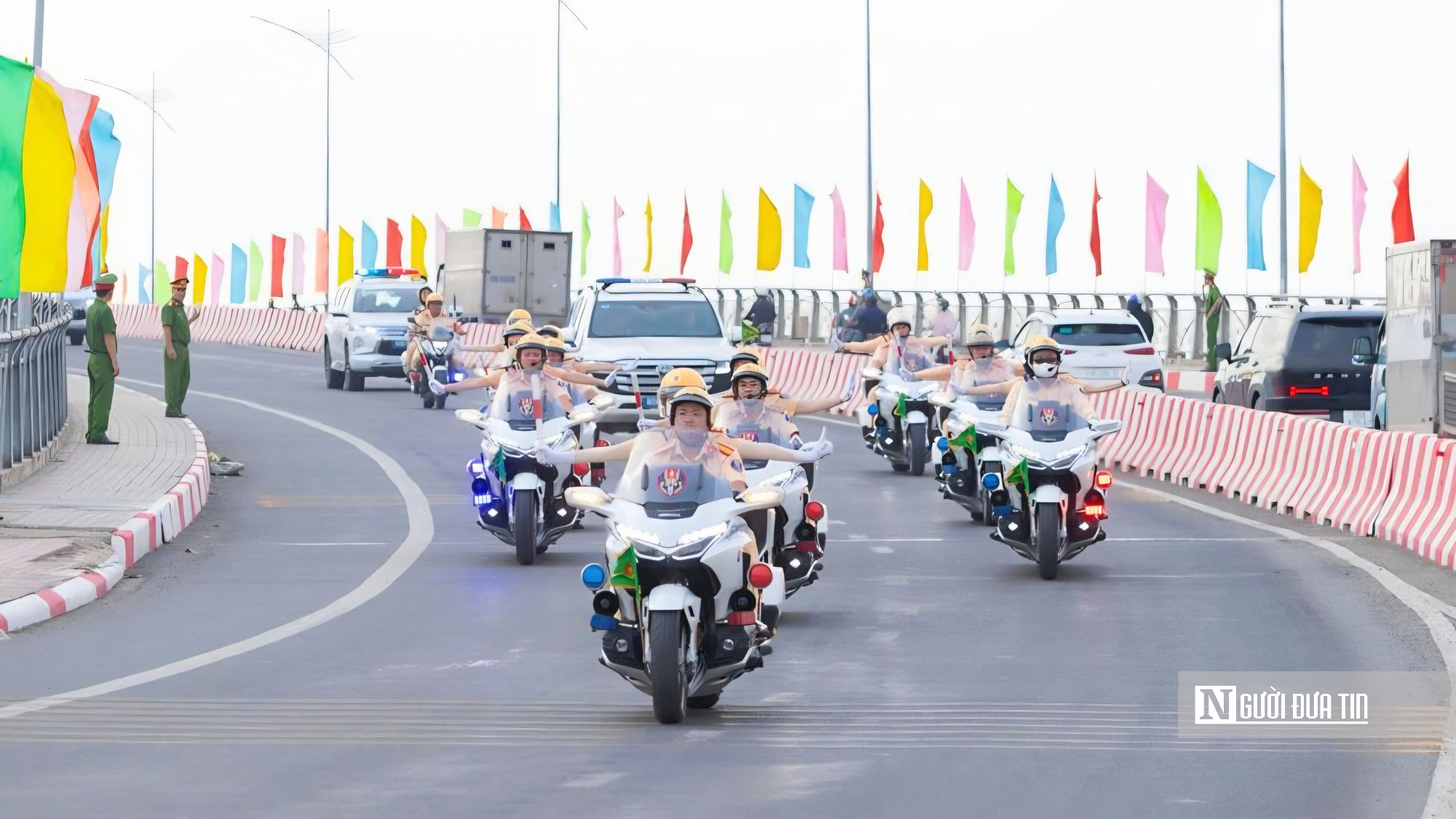 CSGT Đồng Nai: Quyết liệt giữ b&igrave;nh y&ecirc;n tr&ecirc;n mọi cung đường- Ảnh 1.