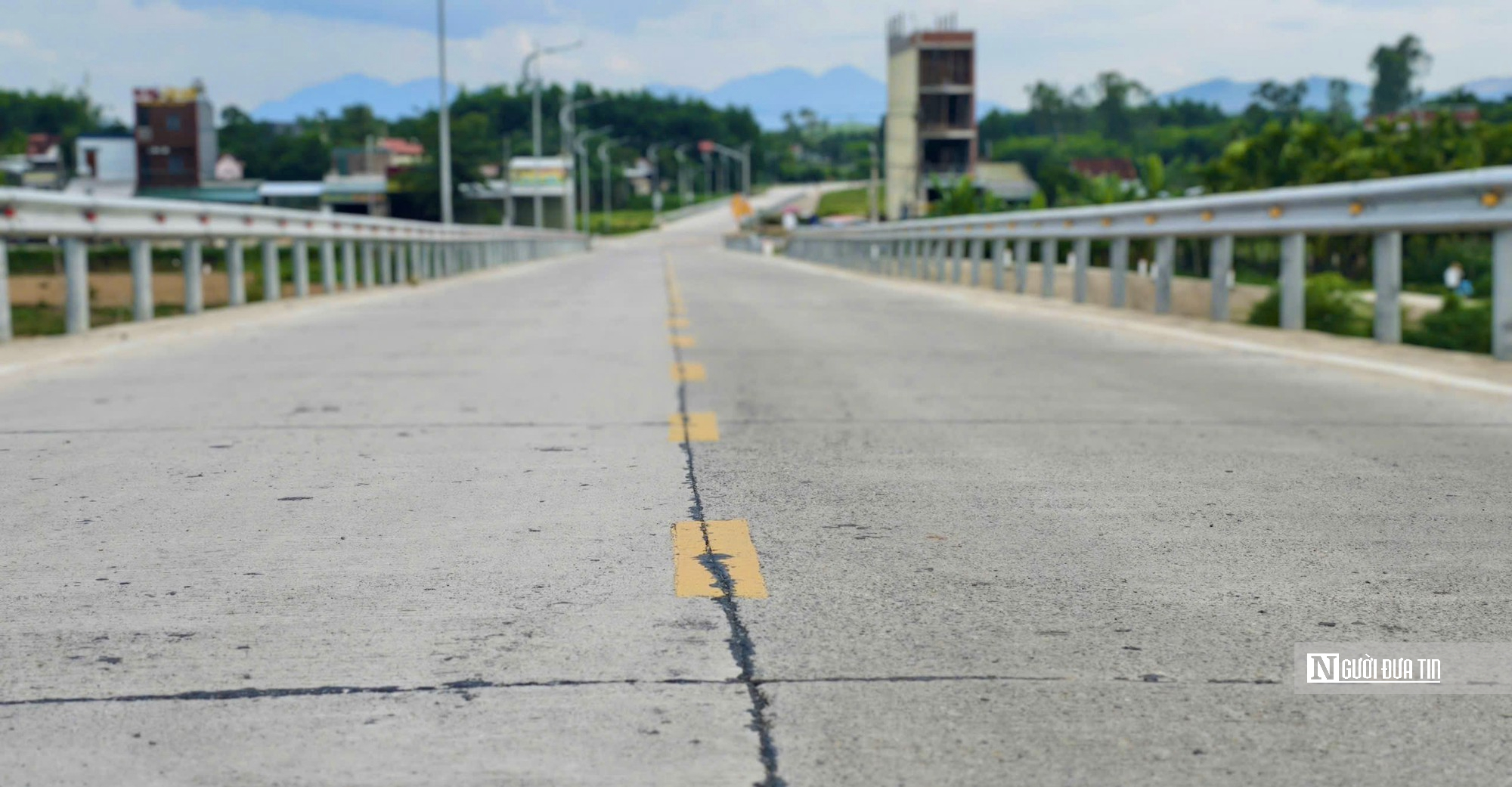 Cận cảnh cầu 150 tỉ đồng nối đôi bờ vui, người dân hết cảnh đi vòng hơn 20km- Ảnh 7.