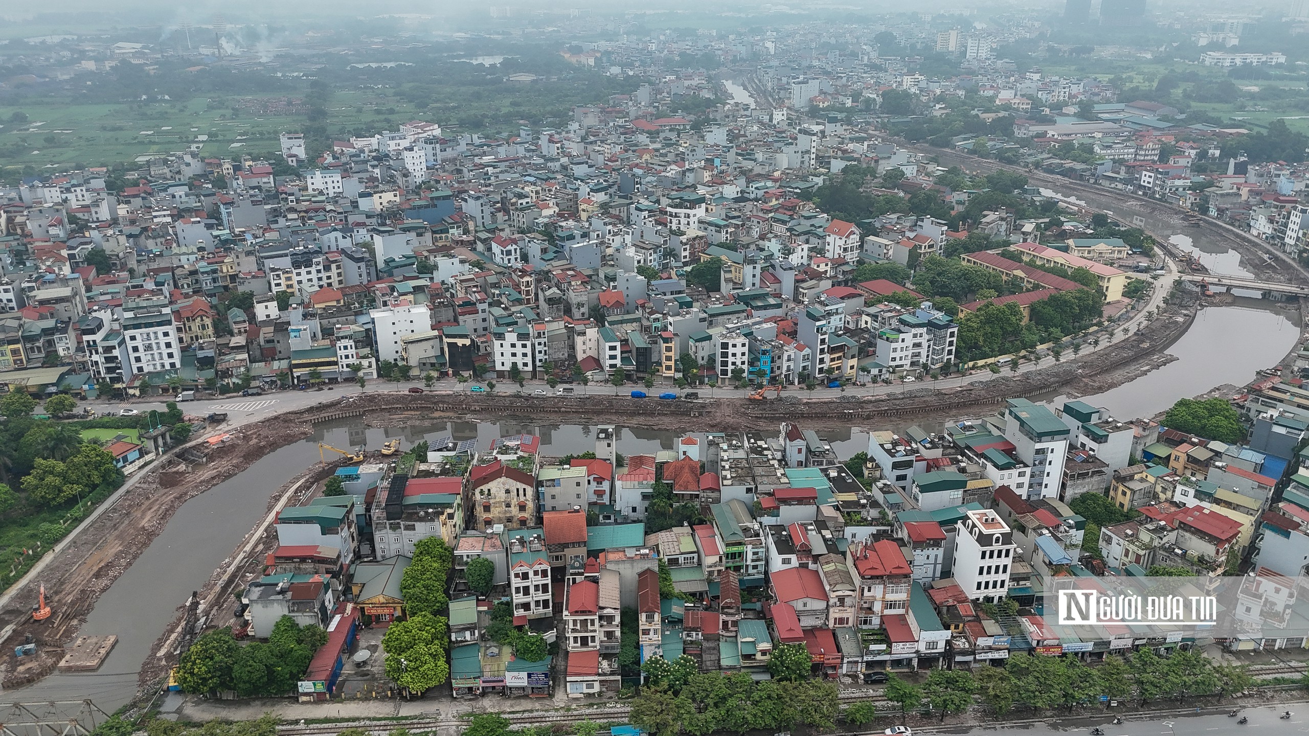Hà Nội: Toàn cảnh tiến độ dự án cải tạo hạ lưu sông Kim Ngưu trị giá gần 700 tỷ đồng - Ảnh 1.