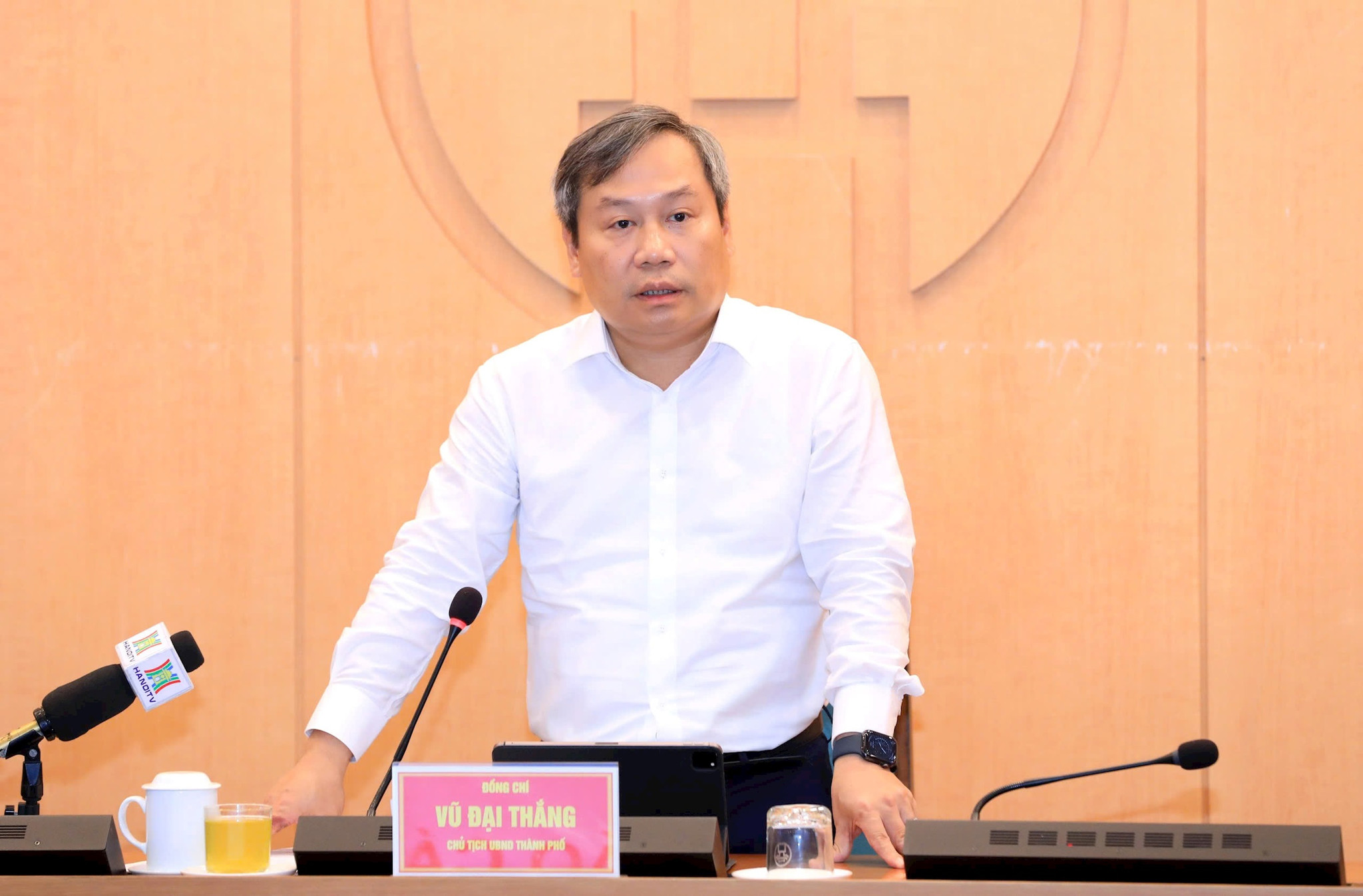 Chủ tịch Hà Nội: Khẩn trương hoàn thiện mô hình tăng trưởng mới của Thủ đô- Ảnh 2.