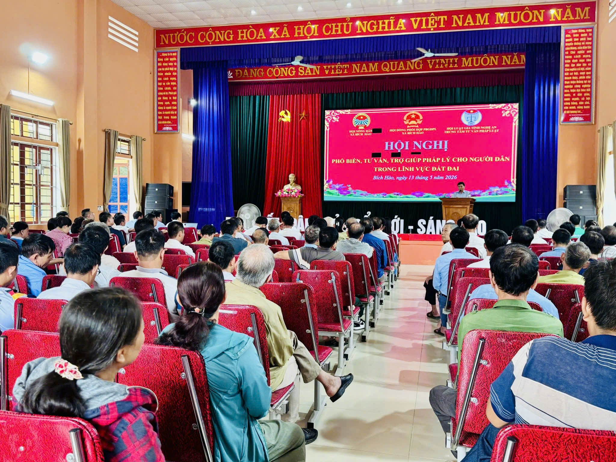 Hội Luật gia Nghệ An khẳng định vai trò nòng cốt, đưa pháp luật hướng mạnh về cơ sở- Ảnh 1.