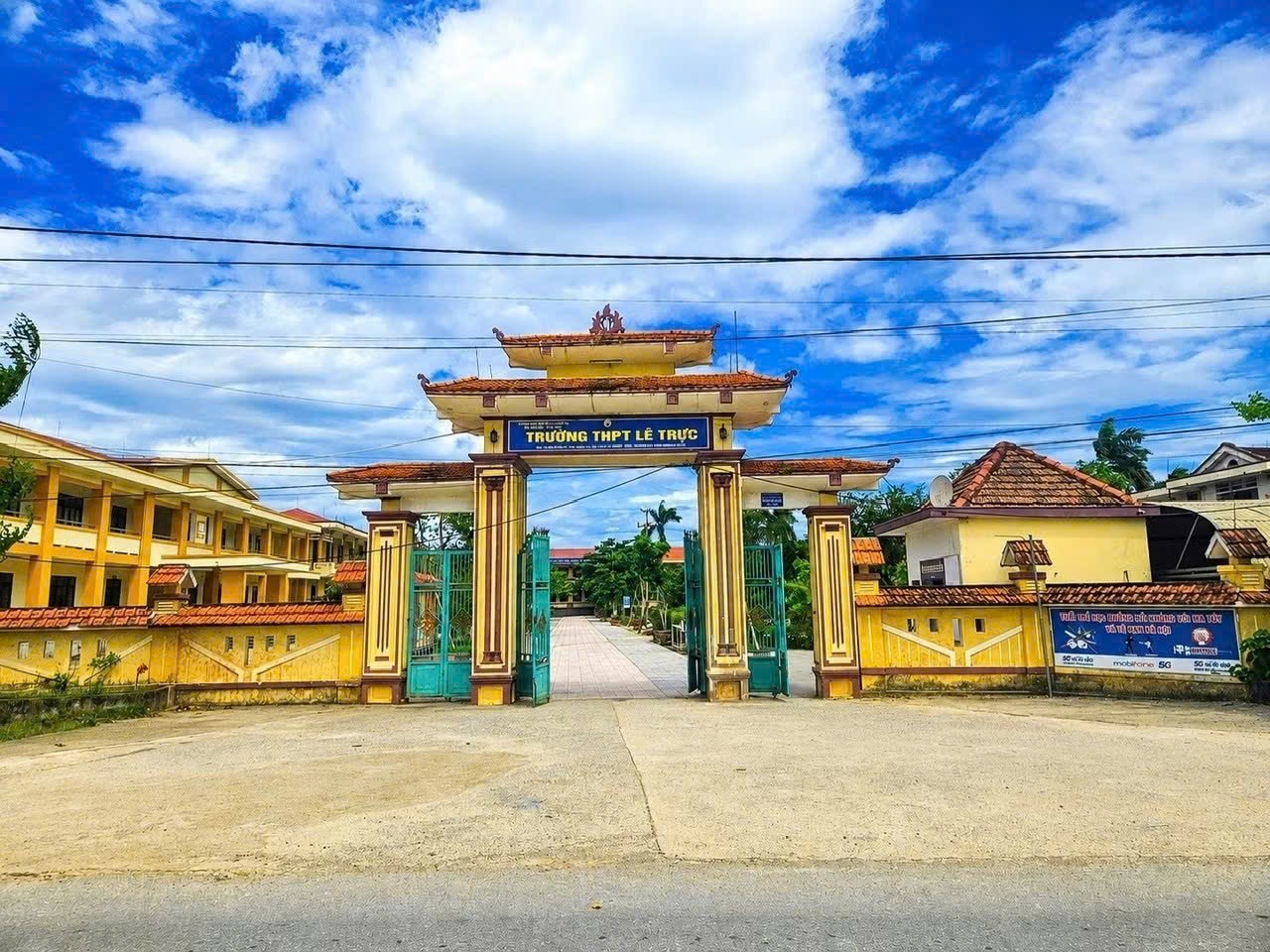Vụ gian lận thi ở Quảng Trị: Hủy kết quả thi của con hiệu trưởng Trường THPT Lê Trực- Ảnh 2.