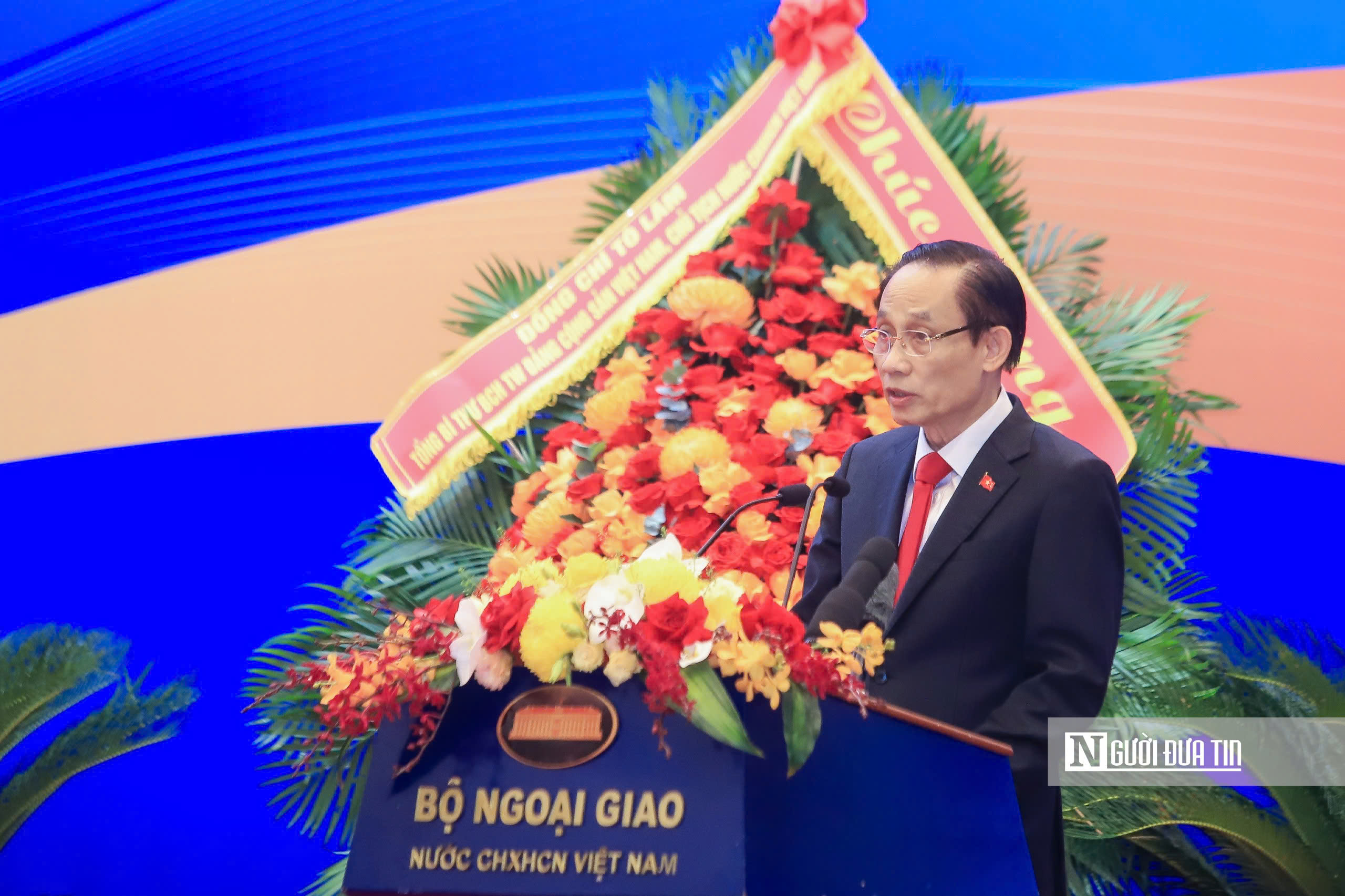 Bộ trưởng Ngoại giao: Đổi mới tư duy, cách làm để nâng cao hiệu quả công tác đối ngoại - Ảnh 1.