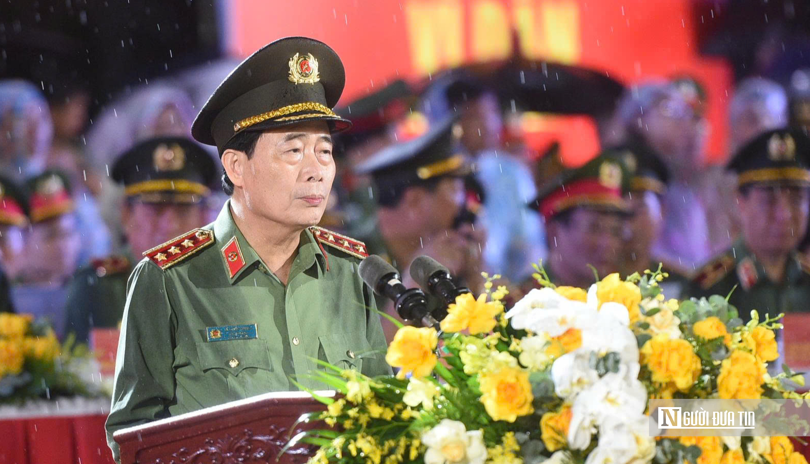 Đặc nhiệm vượt lửa, công phá dưới mưa ở Đà Nẵng- Ảnh 1.