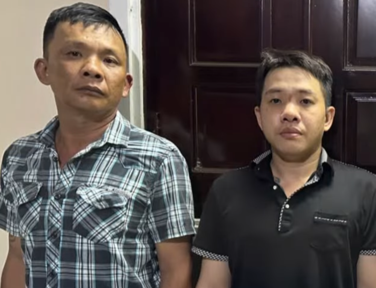 Bắt giữ 4 đối tượng d&ugrave;ng s&uacute;ng tự chế bắn bị thương thượng &uacute;y c&ocirc;ng an - Ảnh 3.