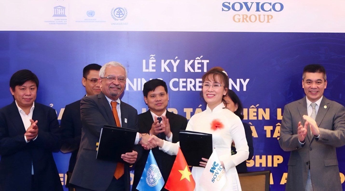 Tập đoàn Sovico được vinh danh “Dấu ấn Thương hiệu Việt Hàng đầu” - Ảnh 1.