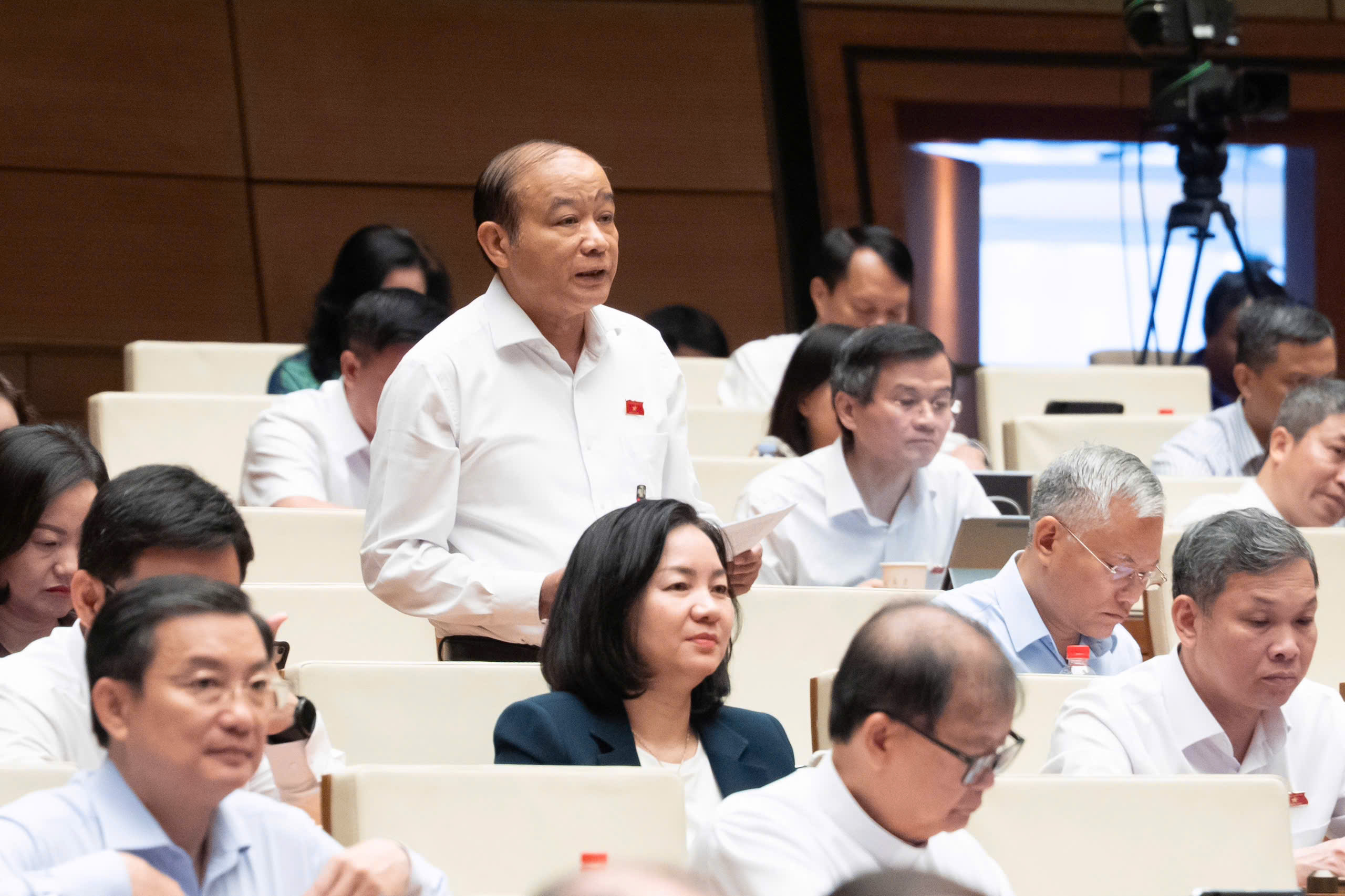 Trung tâm tài chính quốc tế phải đóng vai trò là đầu mối dẫn vốn - Ảnh 1.