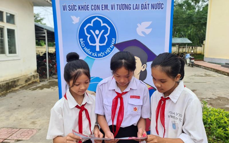 Giá vàng hôm nay (14/8): Chấm dứt đà tăng liên tiếp - Ảnh 1.
