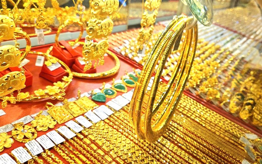 Vi phạm giao thông gần 100 lần, chủ xe ôtô bị phạt 474,6 triệu đồng - Ảnh 3.