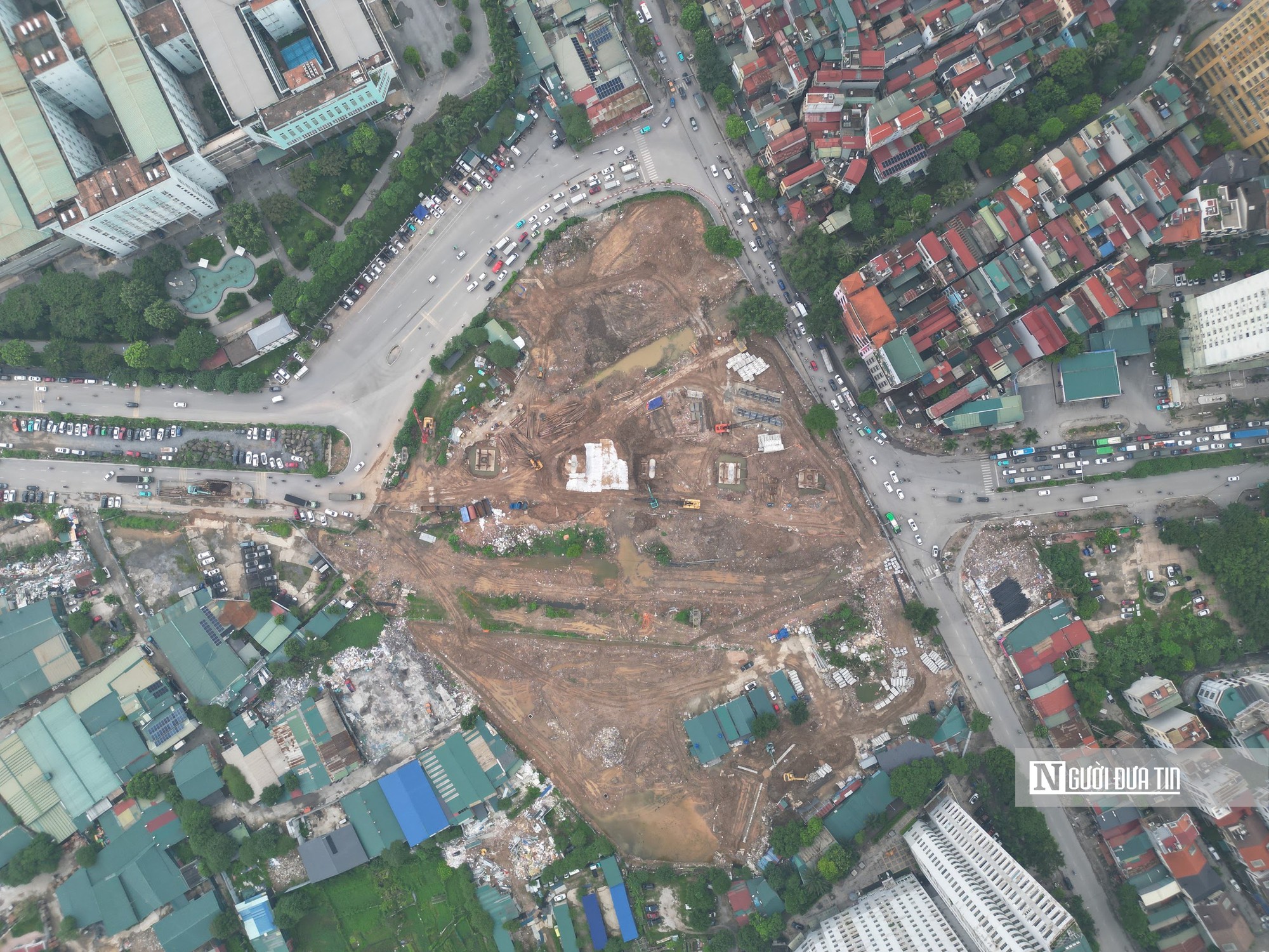 Nút giao Phạm Tu - đường 70 được “thay áo”, trụ cầu mọc lên, công trường tăng tốc - Ảnh 2.