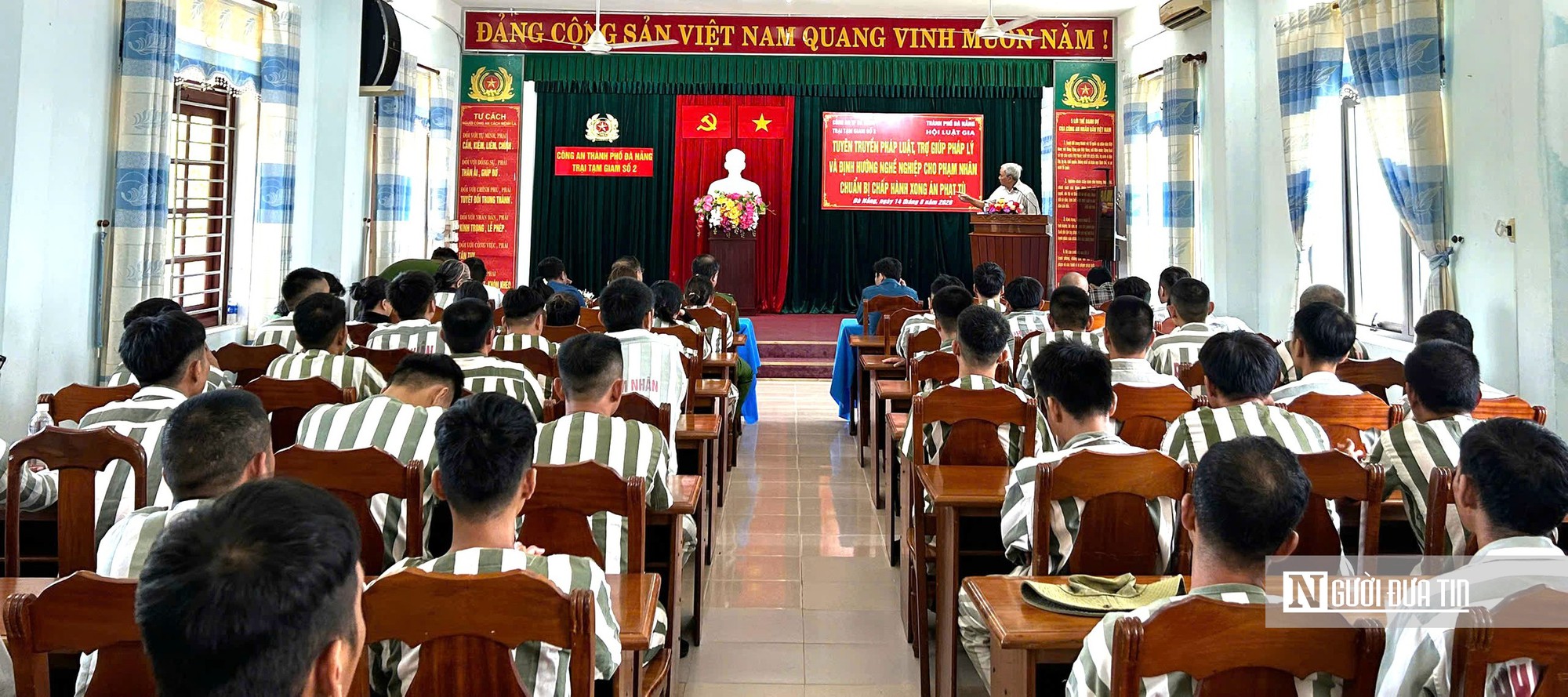 Ng&agrave;y trở về của người m&atilde;n hạn t&ugrave; bắt đầu từ hiểu luật, c&oacute; nghề v&agrave; một cơ hội l&agrave;m lại- Ảnh 4.