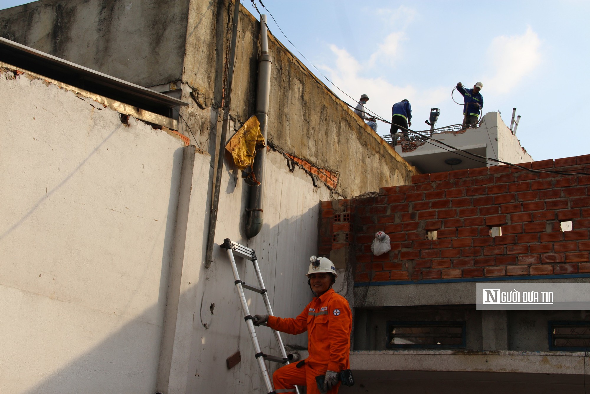 Tp.HCM: Người dân cửa ngõ Tây Bắc đồng loạt dỡ nhà, nhường đất cho đại lộ 10 là xe- Ảnh 7.