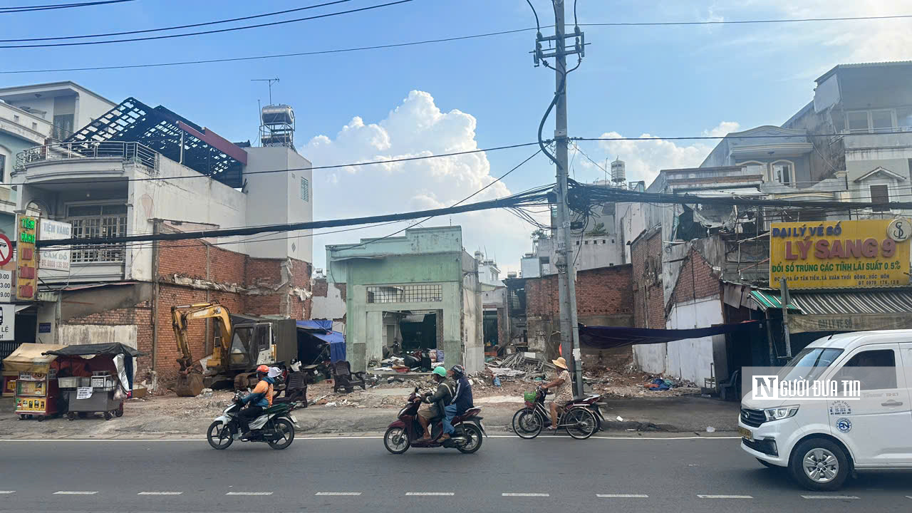 Tp.HCM: Người dân cửa ngõ Tây Bắc đồng loạt dỡ nhà, nhường đất cho đại lộ 10 là xe- Ảnh 13.