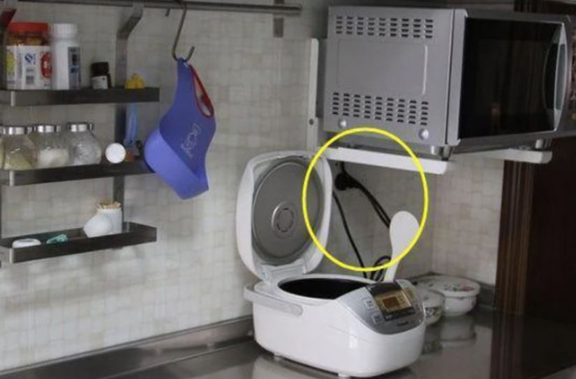 Trước khi đi ngủ, nhớ rút phích cắm 4 thiết bị điện này - Ảnh 3.