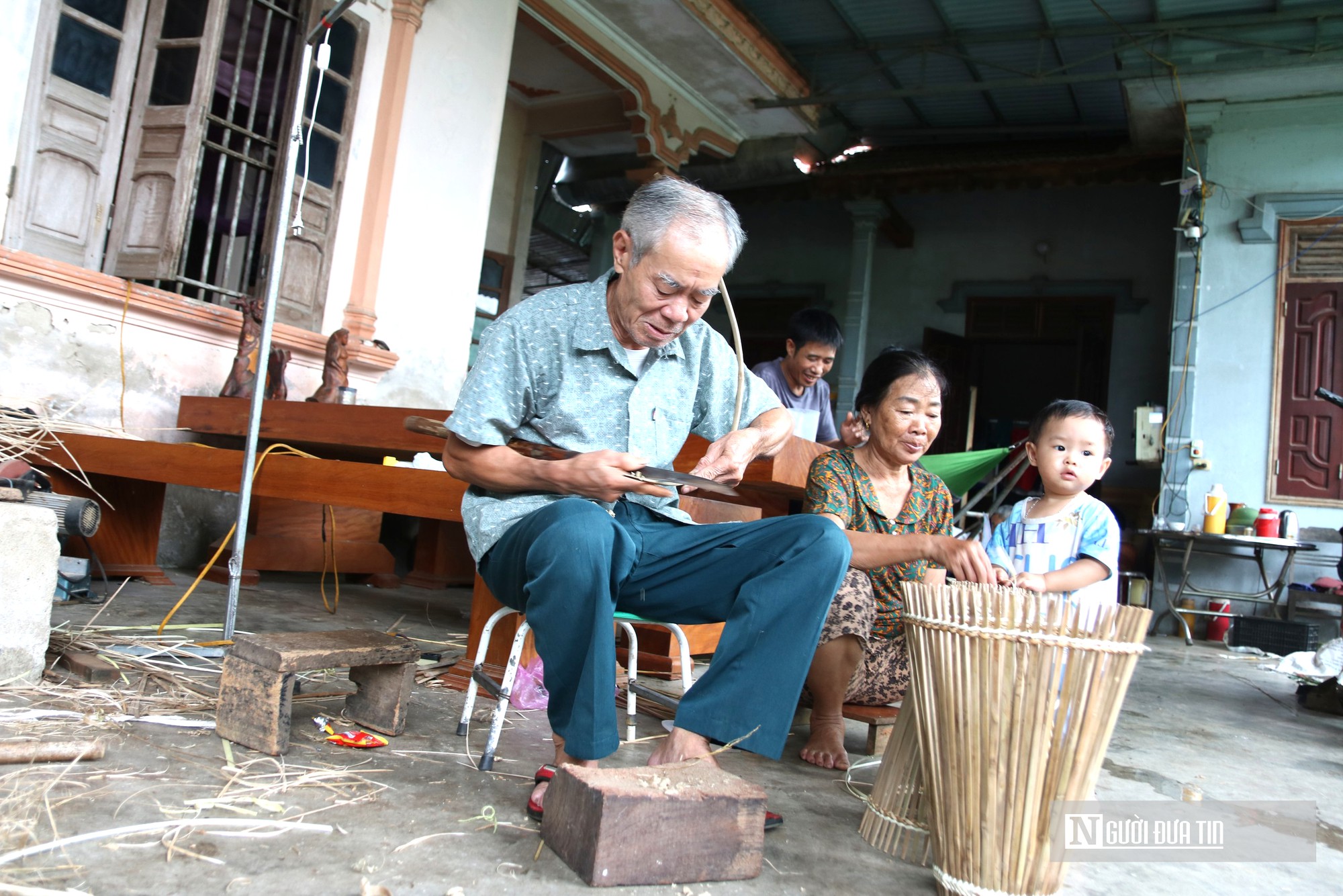 Làng nghề đan nơm tre bứt phá nhờ tư duy đổi mới đưa sản phẩm lên nền tảng số- Ảnh 4.